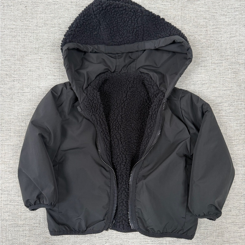 Zara Reversible Black Hooded Jacket. Size : 92cm (2T)